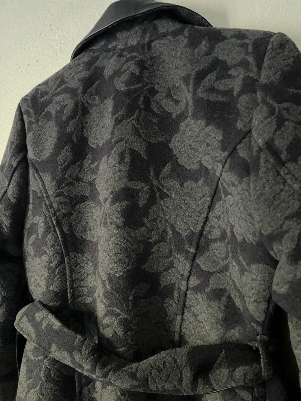 Like New! MOTTO Floral Velvet Wool Blend Faux Leather Jacket Rose Print M - Picture 9 of 14